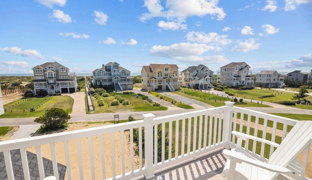 Semi-Oceanfront Dog Friendly w/Pool, Hot Tub, Tiki Bar, Game Room, Beach Nearby