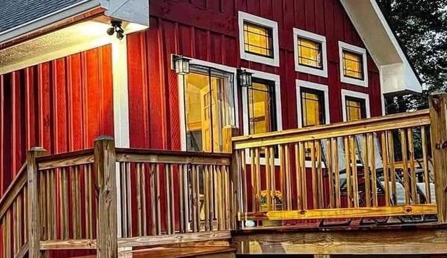 SkyView, Romantic Cabin Perched High Above a Secluded Trout Stream,