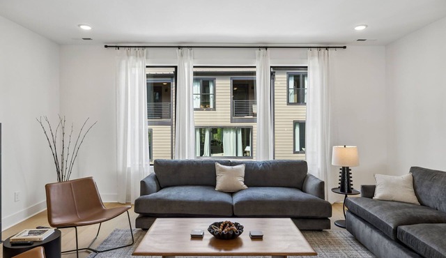 Sleek Nashville Trio Townhomes | 9BR + 3 Hot Tubs