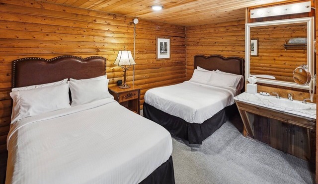 Standard Double Caribou Cabin