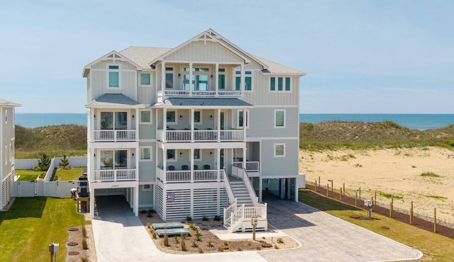 Stargazer 10 bedroom Brand New Luxury Home on Hatteras Island