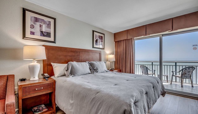 🏖️Stunning Ocean Views | Pools + Hot Tub | Bay View Resort 1005B🏖️