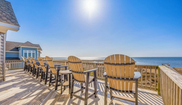 Sweet Tranquility – Soundfront Retreat w/Pool, Hot Tub, Game Room & Tiki Bar