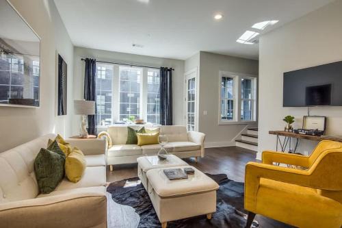 The Marigold by Stay Local Nashville