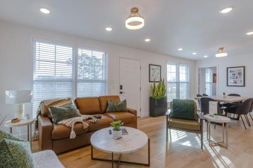 The Nashville Note Music City Stay and Modern