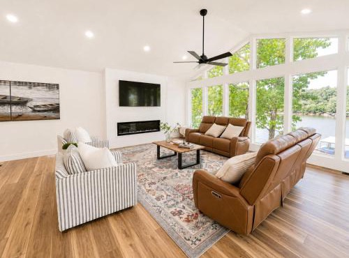 The Ozark Acre 6BDR Lakefront