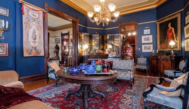 The Petit Jean | King Suite | The Empress Hotel
