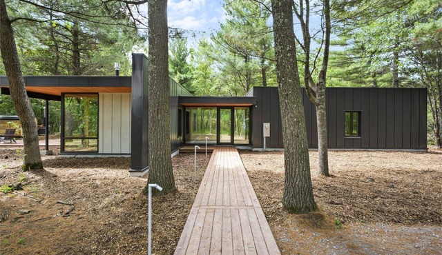 The Pines - A Unique Luxury Cabin at Oak & Ember Luxury Micro Resort
