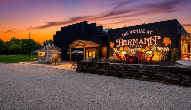The Venue at Hermann – Room 7 Country Studio
