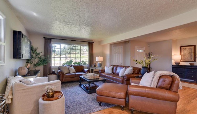 Three Springs Estate | 7BR Retreat with Pond