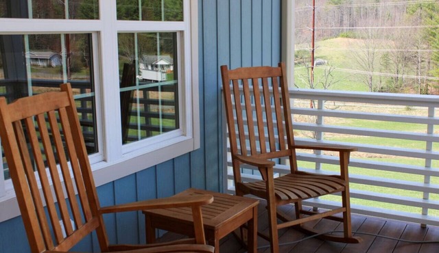 Tiny 2br Cabin w/View | Grill | Fire Pit #4 in West Jefferson
