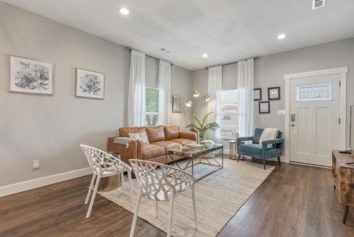 Tulsa Boho Bungalow | King Bed Near Dtwn EXPO TU