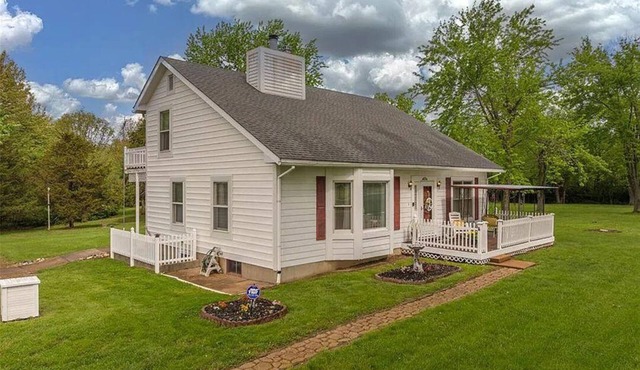 Twin Ponds Inn 11 Private Acres Near I-70