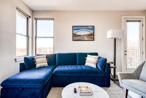 TWO CozySuites Modern Music Row Condos