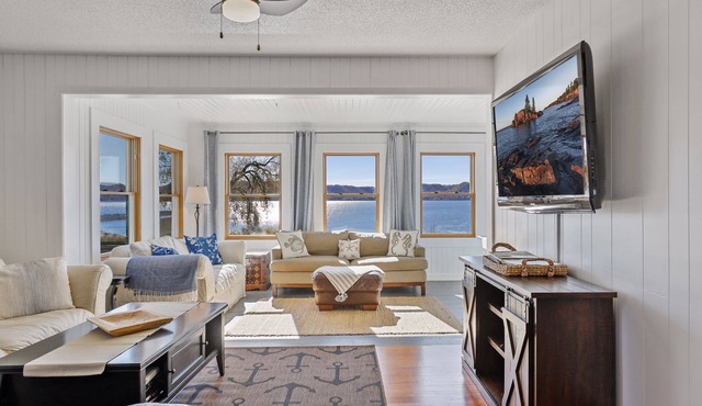 Villa Del Lago - Lakehouse on Lake Pepin