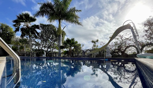 Water front oasis with pool and outdoor lounge/BBQ