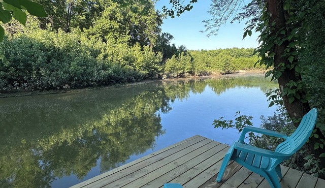 White River Cabin - Private Dock & Wildlife