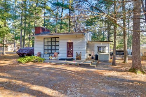 Wisconsin Cabin w/ATV Trails, Near Lake Arbutus!