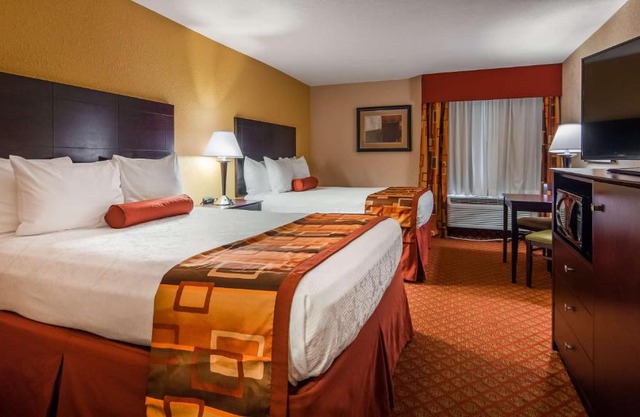 Parkway Hotel 