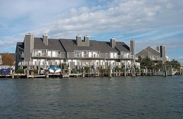 Thunder Island 