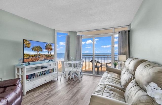 Hosteeva 1BR Oceanfront Condo in Atlantica Resort near Boardwalk
