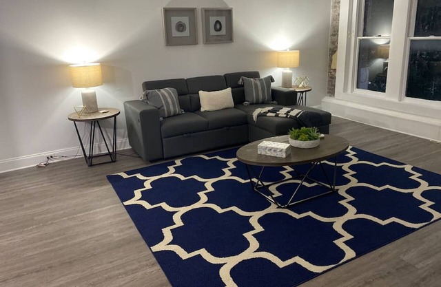 Industrial Smart-Home Condo In Downtown Memphis