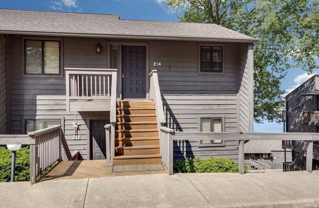 Spacious Family LAKE Condo! | Amenities and Entertainment For All!
