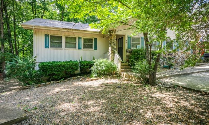 Hot Springs Village House | 10344 - 24 Macotera Place