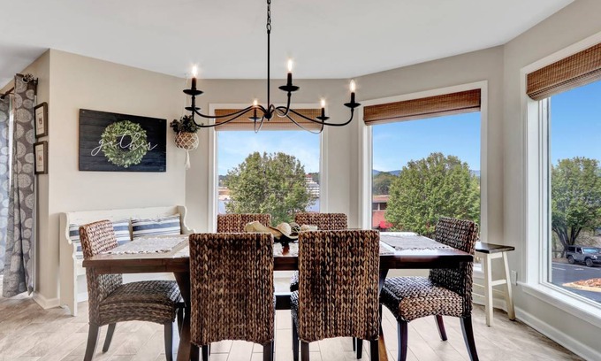 Lake Hamilton Apartment | 153 m² Apartment ∙ 2 bedrooms ∙ 6 guests