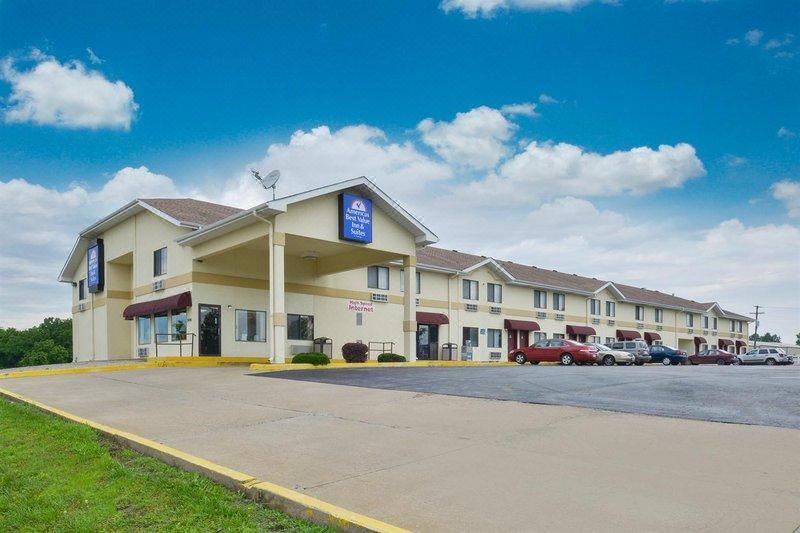 Photo of Buildings in Harrisonville