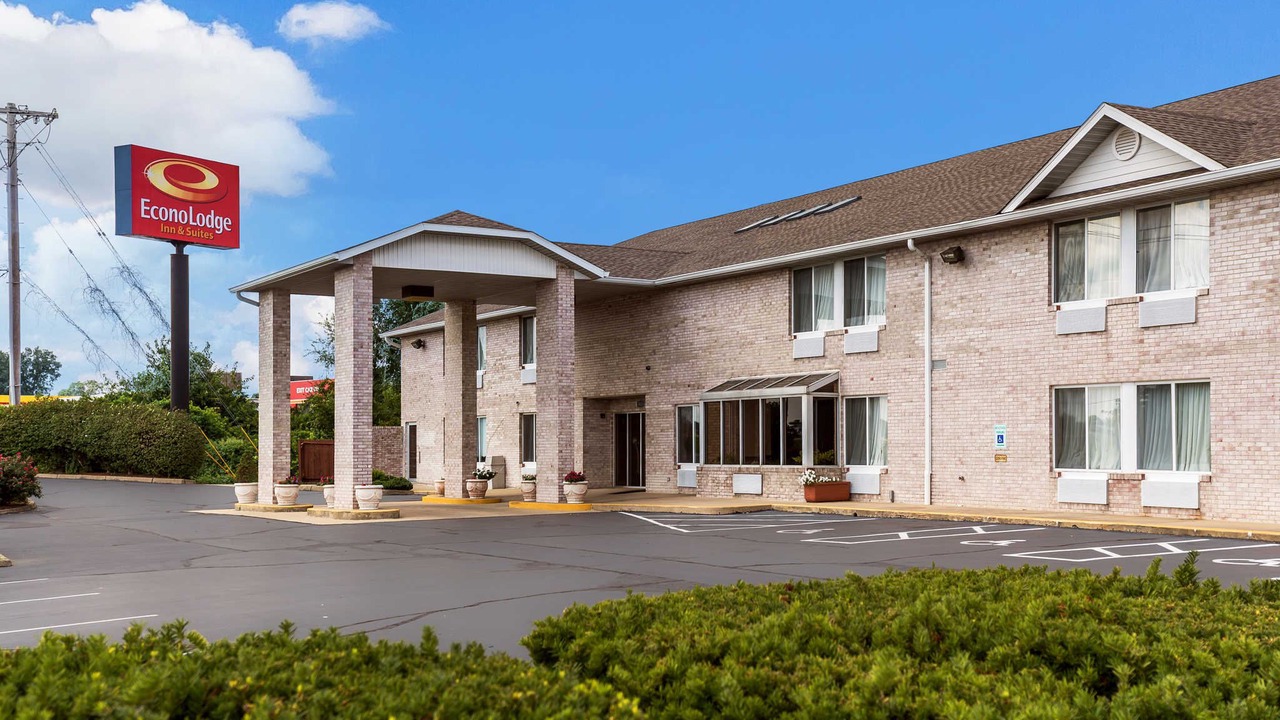 Photo of Buildings in Fairview Heights