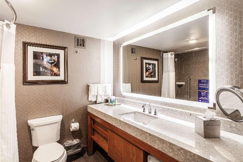 Photo of Bathroom in East Memphis