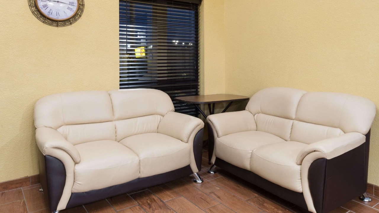 Photo of Livingroom in Warrensburg