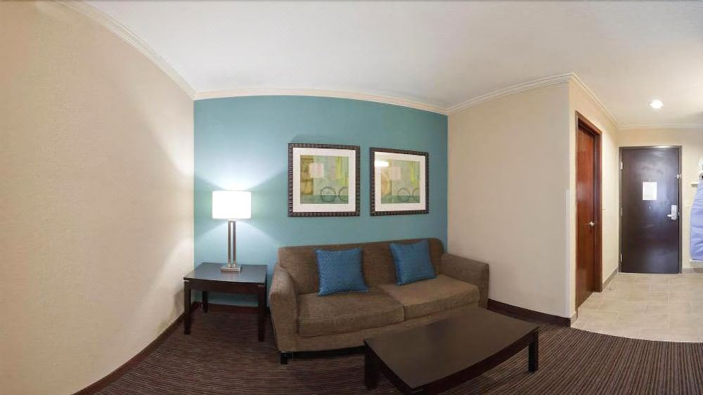 Photo of Livingroom in North Kansas City