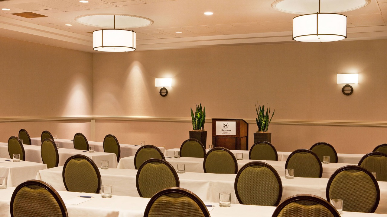 Photo of Livingroom in Country Club Plaza Area