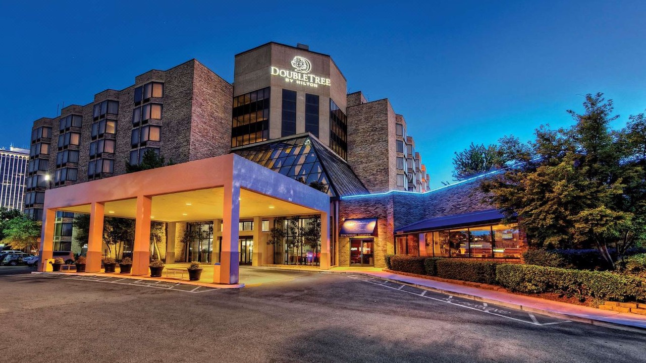 Photo of Buildings in East Memphis