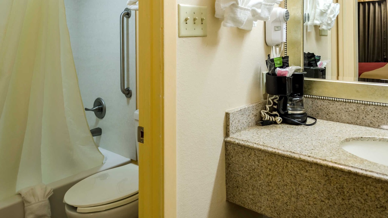 Photo of Bathroom in Vicksburg