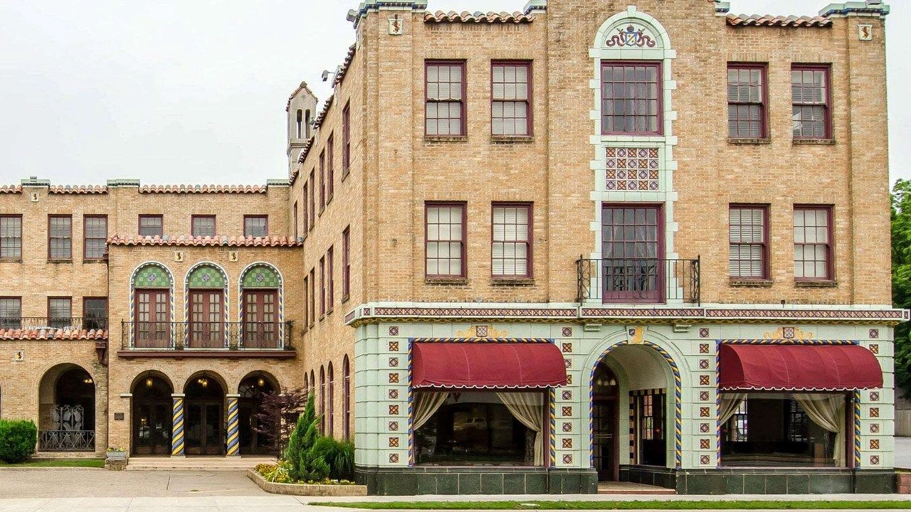 Photo of Buildings in Harrison