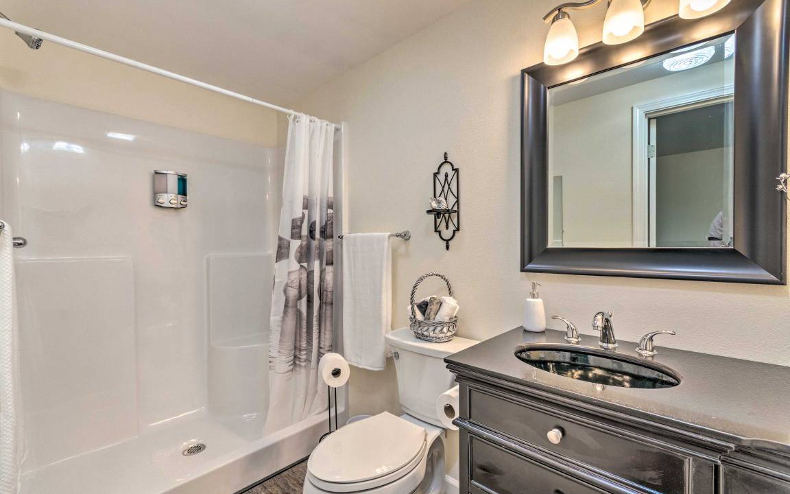 Photo of Bathroom in Hot Springs Village
