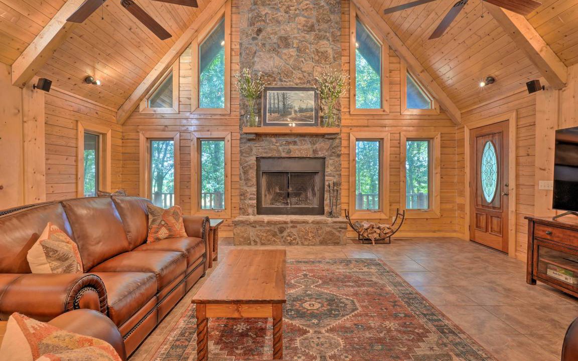 Photo of Livingroom in Springdale