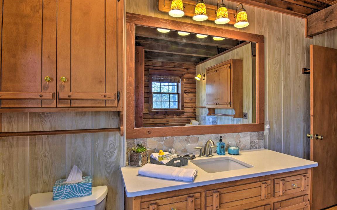 Photo of Bathroom in Pearcy