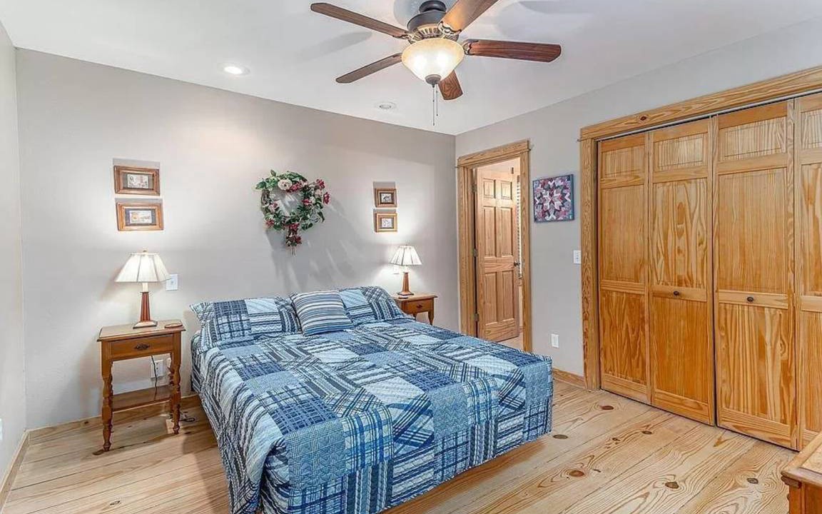 Photo of Bedroom in Rogers