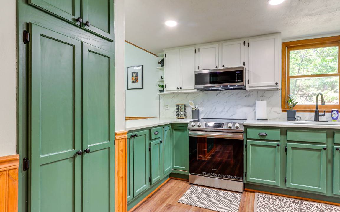Photo of Kitchen in Eureka Springs