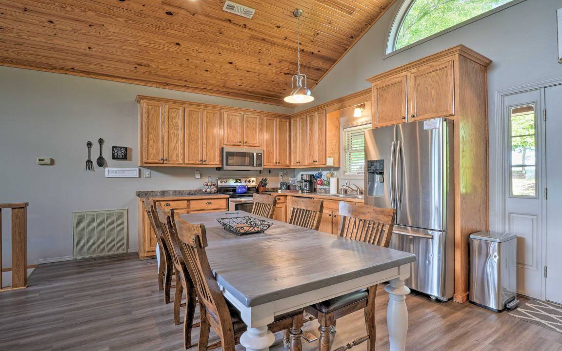 Photo of Kitchen in Sylvan Shores