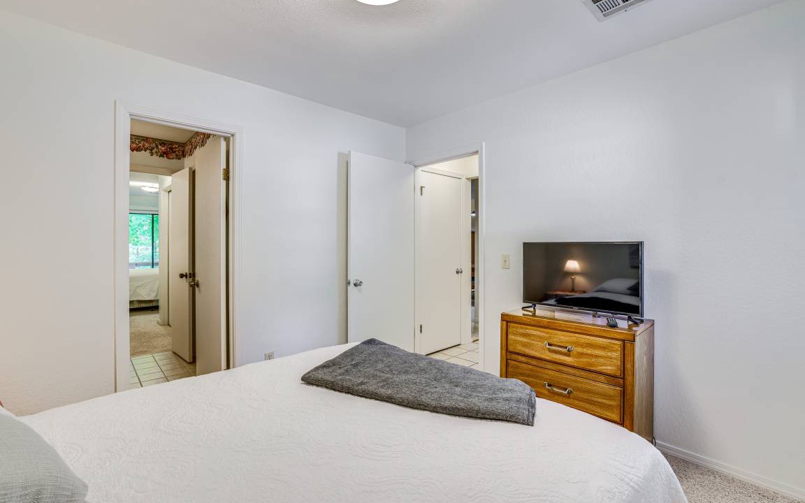 Photo of Bedroom in Bella Vista
