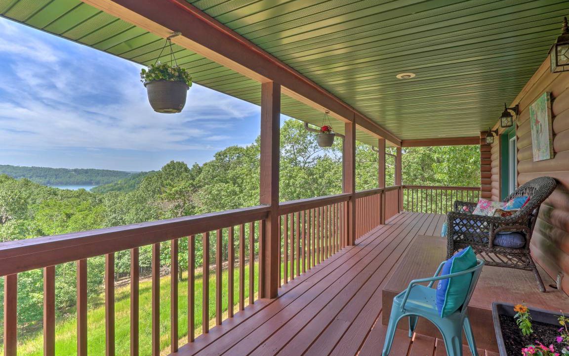 Photo of Patio Balcony in Sylvan Shores