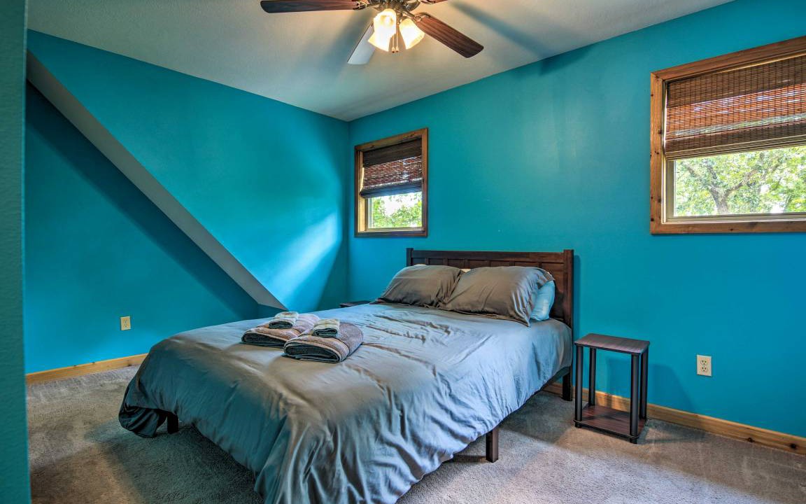 Photo of Bedroom in Eureka Springs