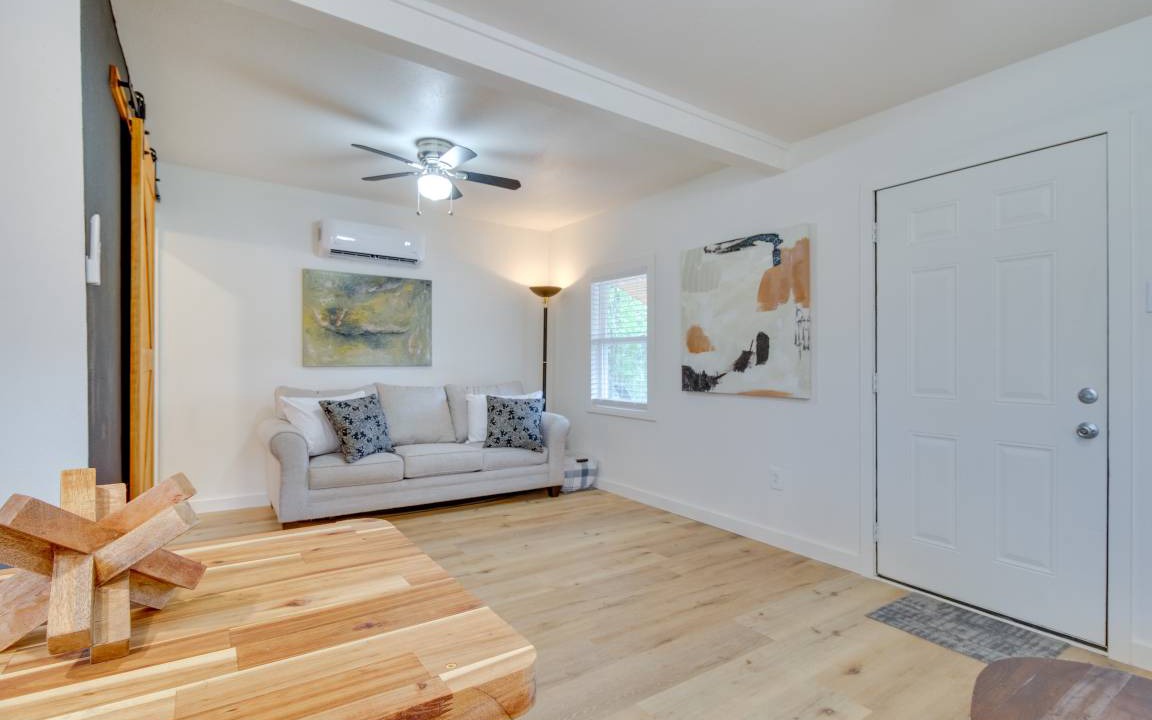 Photo of Livingroom in Norfork Lake Estates