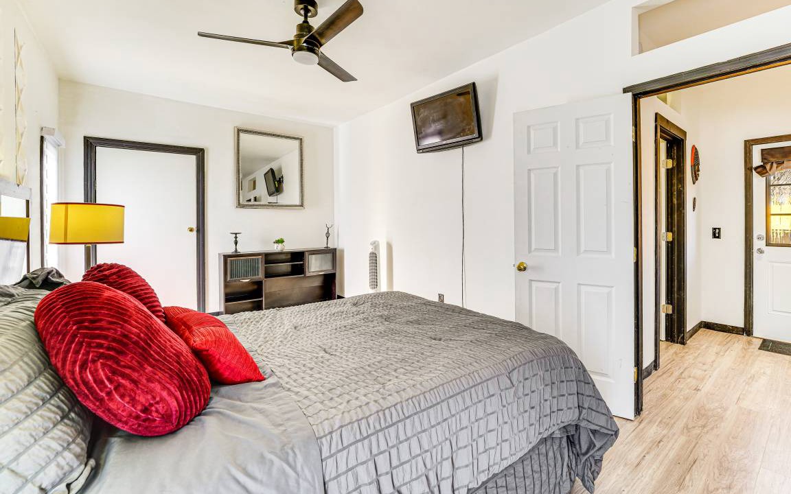 Photo of Bedroom in Springdale
