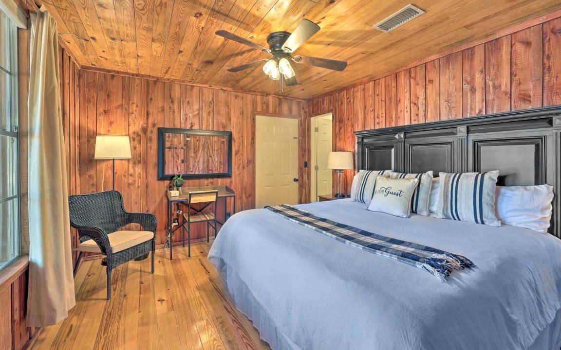 Photo of Bedroom in Arkadelphia